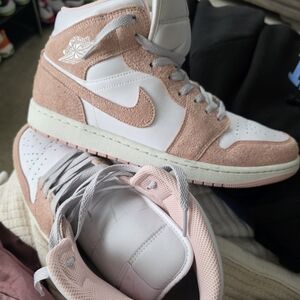Nike Mens Pink and White High-Top Sneakers